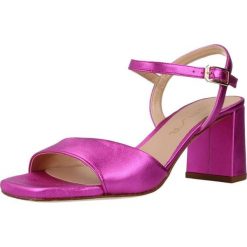 Sandały UNISA MORATY Rose. Czerwone sandały Unisa, bez wzorów, ze skóry, bez obcasa, bez zapięcia. Za 303.99 zł.