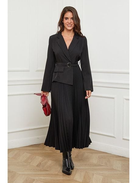 L'armoire de Suzette Sukienka w kolorze czarnym rozmiar: 34/36. Czarne sukienki L'armoire de Suzette, l, bez wzorów, z tkaniny, klasyczne, bez kołnierzyka, bez ramiączek, maxi, kopertowe. Za 138.87 zł.