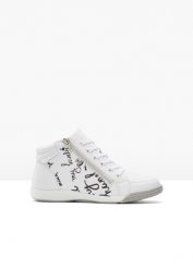 Wysokie sneakersy. Białe obuwie sportowe bonprix, na zimę, bez zapięcia. Za 127.99 zł.