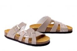 DR. BRINKMANN 700804-08 beige, klapki damskie. Brązowe klapki Dr. Brinkmann, bez wzorów, bez obcasa. Za 148.67 zł.