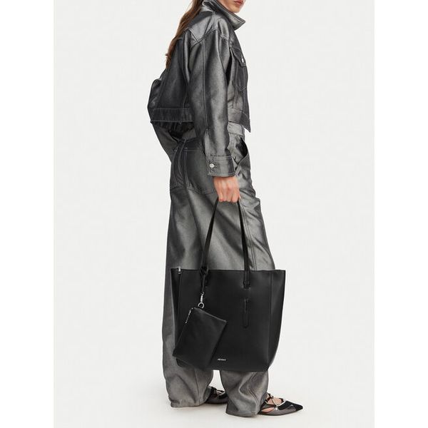 Torebka JENNY. Czarne shopper Jenny, bez wzorów, bez dodatków. Za 149.99 zł.