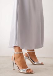 Srebrne Sandały na Szpilce VICES z Geometryczną Cholewką Charia. Szare sandały Born2be, bez wzorów, eleganckie, bez obcasa, na obcasie, bez zapięcia. Za 89.99 zł.