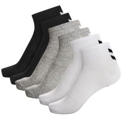 Skarpety średniej długości Hummel Chevron (x6). Czarne skarpety Hummel, bez wzorów, z bawełny. Za 91.00 zł.