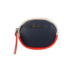 Skórzana portmonetka w kolorze granatowym - (S)15,5 x (W)7,5 x (G)1,5 cm. Niebieskie portfele Pepe Jeans Accessories, bez wzorów, z materiału. W wyprzedaży za 64.95 zł.