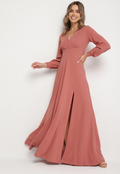 Różowa Rozkloszowana Sukienka Koktajlowa z Bufiastymi Rękawami i Rozcięciem na Nogę Erqellia. Czerwone sukienki Born2be, na imprezę, l, bez wzorów, wizytowe, bez kołnierzyka, bez ramiączek, rozkloszowane. Za 179.99 zł.