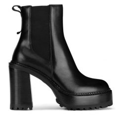 Botki Gino Rossi. Czarne botki Gino Rossi, bez wzorów, bez obcasa, na słupku, bez zapięcia. Za 469.99 zł.