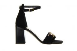 Sandały Bayla-159 4002 003-P Czarny Welur 159043, Skóra naturalna - 39. Czarne sandały Bayla, bez wzorów, ze skóry, biznesowe, bez obcasa, na obcasie, bez zapięcia. W wyprzedaży za 179.10 zł.