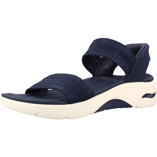 Sandały SKECHERS 140844S Niebieski. Niebieskie sandały Skechers, bez wzorów, z tkaniny, bez obcasa, bez zapięcia. Za 278.99 zł.