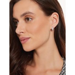 Kolczyki Guess. Szare kolczyki Guess, srebrne. Za 179.99 zł.