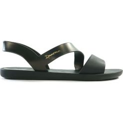 SANDAŁY DAMSKIE IPA 21112 CZA. Sandały Ipanema, bez wzorów, z tworzywa sztucznego, bez obcasa, bez zapięcia. Za 84.99 zł.