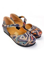 Goby Skórzane baleriny w kolorze granatowym ze wzorem rozmiar: 40. Niebieskie baleriny Goby, bez wzorów, z okrągłym noskiem, bez obcasa. Za 195.99 zł.