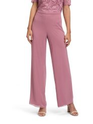 Vera Mont Spodnie w kolorze jasnoróżowym rozmiar: 40. Różowe spodnie materiałowe Vera Mont, bez wzorów, z materiału. Za 152.99 zł.