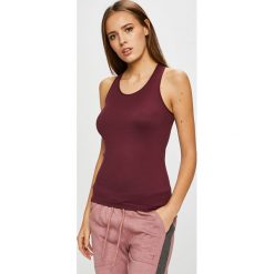 Only Play - Top Need. Brązowe koszulki sportowe Only Play, bez wzorów, z dzianiny, bez ramiączek. W wyprzedaży za 29.90 zł.