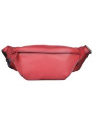 Bellicci Skórzana saszetka "Kenia" w kolorze czerwonym - 32 x 15 x 5 cm rozmiar: onesize. Czerwone torby na ramię Bellicci, bez wzorów, z materiału, sportowe, przez ramię, bez dodatków. Za 233.33 zł.