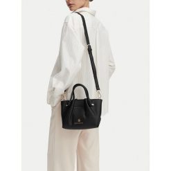 Torebka Beverly Hills Polo Club. Czarne torebki klasyczne Beverly Hills Polo Club, bez wzorów, bez dodatków. Za 249.99 zł.