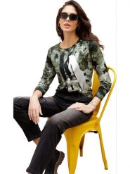 Heine Koszulka w kolorze zielonym rozmiar: 40. Zielone bluzki Heine, bez wzorów, bez kołnierzyka, bez ramiączek. Za 43.99 zł.