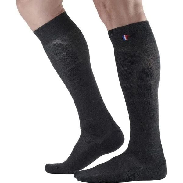 Skarpetki Monnet Black Star. Szare skarpety MONNET, bez wzorów, z kaszmiru. Za 440.00 zł.