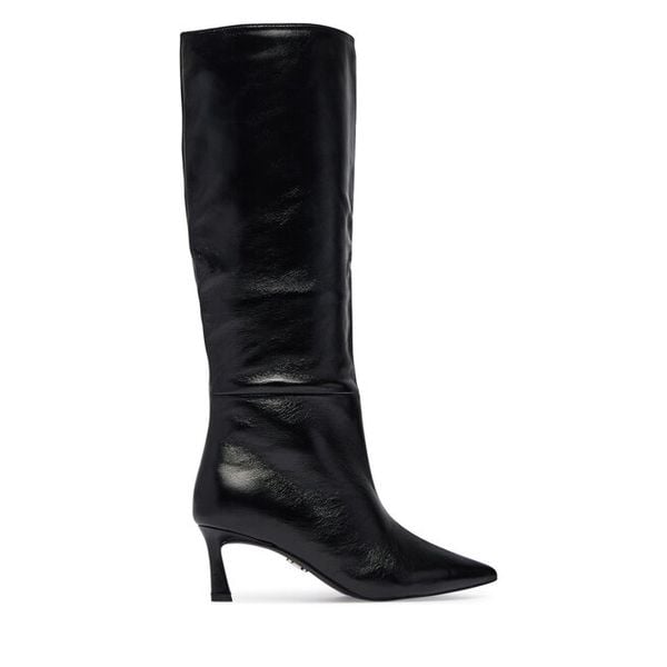 Botki Steve Madden. Czarne botki Steve Madden, bez wzorów, bez obcasa, na szpilce, bez zapięcia. Za 859.99 zł.