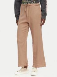 Roxy Spodnie materiałowe Nazare Surf Spot ERJX603457 Brązowy Regular Fit. Brązowe spodnie materiałowe Roxy, xs, bez wzorów, z materiału. Za 299.99 zł.