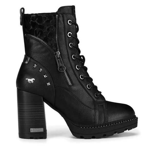 Trzewiki Mustang. Czarne botki Mustang, bez wzorów, bez obcasa, na słupku, bez zapięcia. Za 399.99 zł.