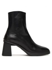 Vagabond Shoemakers Botki Janine 6038-001-20 Czarny. Czarne botki Vagabond Shoemakers, bez wzorów, ze skóry, bez obcasa, na słupku, bez zapięcia. Za 759.99 zł.