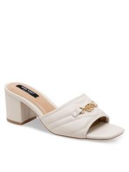 Nine West Klapki 123AL0687 Biały. Białe klapki Nine West, bez wzorów, z syntetyku, bez obcasa. Za 229.99 zł.
