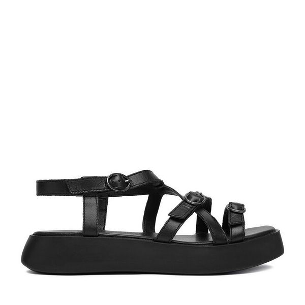 Sandały Lasocki. Czarne sandały Lasocki, bez wzorów, bez obcasa, na płaskiej podeszwie, bez zapięcia. Za 179.99 zł.