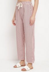 Różowo-Czarne Spodnie w Geometryczny Print z Wysokim Stanem Lolla. Czerwone spodnie materiałowe Born2be, na co dzień, l, bez wzorów, z jeansu, z podwyższonym stanem. Za 24.99 zł.