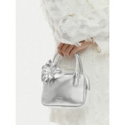 Torebka GINO ROSSI. Szare torebki klasyczne Gino Rossi, bez wzorów, bez dodatków. Za 279.99 zł.