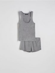 Dwuczęściowa piżama - szary. Szare piżamy Reserved, bez wzorów, z bawełny, bez ramiączek. W wyprzedaży za 65.99 zł.