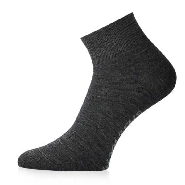 Skarpety merino FWE. Szare skarpety LASTING, bez wzorów, z wełny. Za 45.20 zł.
