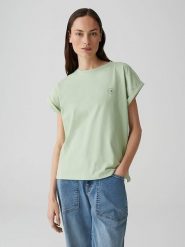 OPUS Koszulka w kolorze zielonym rozmiar: 38. Zielone bluzki Opus, bez wzorów, z bawełny, bez kołnierzyka, bez ramiączek. Za 110.55 zł.