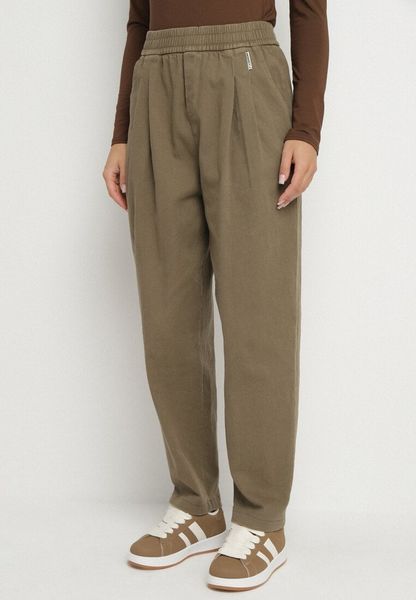 Ciemnozielone Szerokie Bawełniane Spodnie z Wysokim Stanem i Podwiniętymi Nogawkami Nalofia. Zielone spodnie materiałowe Born2be, na co dzień, l, bez wzorów, z bawełny, z podwyższonym stanem. Za 69.99 zł.