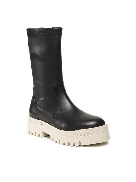 Badura Botki 3040 Czarny. Czarne botki Badura, bez wzorów, ze skóry, bez obcasa, na płaskiej podeszwie, bez zapięcia. Za 279.99 zł.