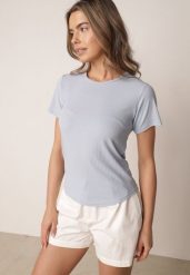 Jasnoniebieski Gładki T-shirt w Klasycznym Stylu Salodone. Niebieskie t-shirty Born2be, m, bez wzorów, z jeansu, bez kołnierzyka, bez ramiączek. Za 39.99 zł.