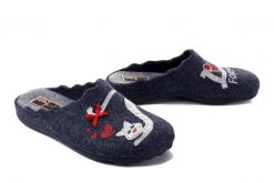 MANITU 320091-05 marine, kapcie damskie. Niebieskie obuwie domowe Manitu, bez wzorów, bez zapięcia. Za 229.90 zł.