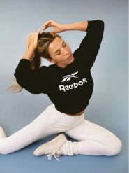 Reebok Bluza Reebok X Ewa Chodakowska RK25318CCW Czarny Regular Fit. Czarne bluzy sportowe Reebok, xl, bez wzorów, z bawełny, bez kaptura. Za 179.99 zł.