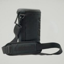 Torba sportowa z paskiem na ramię VELAM czarna 17 x 25 cm. Czarne torby na ramię LEGEA, bez wzorów, z gumy, sportowe, na ramię, bez dodatków. Za 92.00 zł.