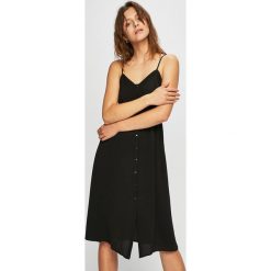 Vero Moda - Sukienka. Niebieskie sukienki Vero Moda, na co dzień, l, bez wzorów, z elastanu, casualowe, bez kołnierzyka, bez ramiączek, proste. W wyprzedaży za 99.90 zł.
