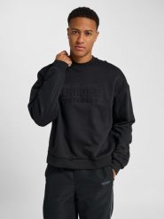 Bluza Hummel Boxy Logo. Czarne bluzy Hummel, s, bez wzorów, z bawełny, bez kaptura. Za 292.40 zł.