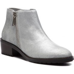 Botki EMU AUSTRALIA - Acton Metallic W12000 Silver. Szare botki EMU Australia, bez wzorów, z materiału, bez obcasa, na obcasie, bez zapięcia. W wyprzedaży za 409.00 zł.