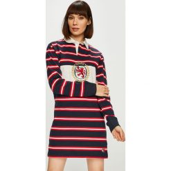 Tommy Jeans - Sukienka Tommy Jeans 6.0. Niebieskie sukienki Tommy Jeans, na co dzień, m, bez wzorów, z bawełny, casualowe, bez kołnierzyka, bez ramiączek, mini, proste. W wyprzedaży za 359.90 zł.