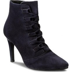 Botki OLEKSY - 483/435 Granatowy. Niebieskie botki Oleksy, bez wzorów, ze skóry, bez obcasa, na obcasie, bez zapięcia. W wyprzedaży za 259.00 zł.
