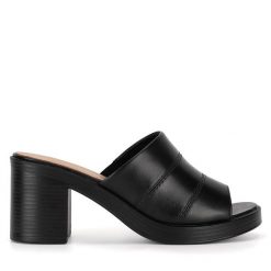 Klapki Lasocki. Czarne klapki Lasocki, bez wzorów, bez obcasa. Za 99.99 zł.