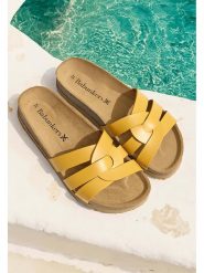 BABUNKERS Family Skórzane klapki w kolorze żółtym rozmiar: 38. Żółte klapki BABUNKERS Family, bez wzorów, z otwartym noskiem, bez obcasa. Za 118.84 zł.