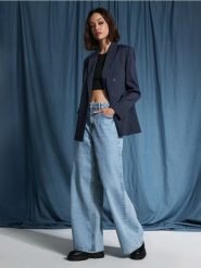 Żakiet - granatowy. Niebieskie marynarki i żakiety Sinsay, l, bez wzorów. Za 45.99 zł.