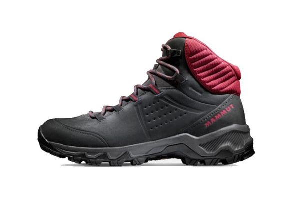 Buty trekkingowe damskie Mammut Nova Mid Iv Gtx. Czarne trekkingi Mammut, z gore-texu, za kostkę, wspinaczkowe. Za 789.60 zł.
