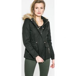 Haily's - Parka Penelope. Czarne parki Haily's, l, z bawełny, z kapturem. W wyprzedaży za 119.90 zł.