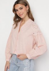 Różowa Bawełniana Koszula z Ozdobną Koronką Erivendra. Czerwone koszule Born2be, l, bez wzorów, z bawełny, eleganckie, bez kołnierzyka, bez ramiączek. Za 99.99 zł.