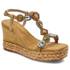 Brązowe Sandały Alma En Pena Eleganckie Espadryle Na Koturnie. Brązowe sandały Alma en Pena, bez wzorów, boho, bez obcasa, na koturnie, bez zapięcia. Za 439.00 zł.